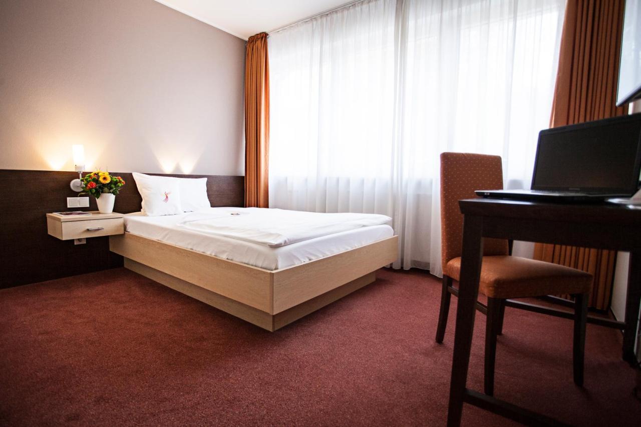 Phoenix Hotel Bergneustadt Exterior photo